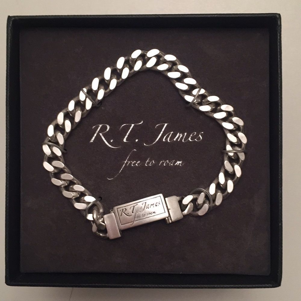 NWT R.T James Gorgeous silver men Cuban link bracelet engraved plate & box clasp